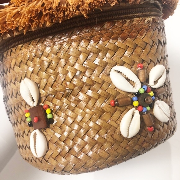 Cappelli straw round tiki hut purse - Picture 4 of 8